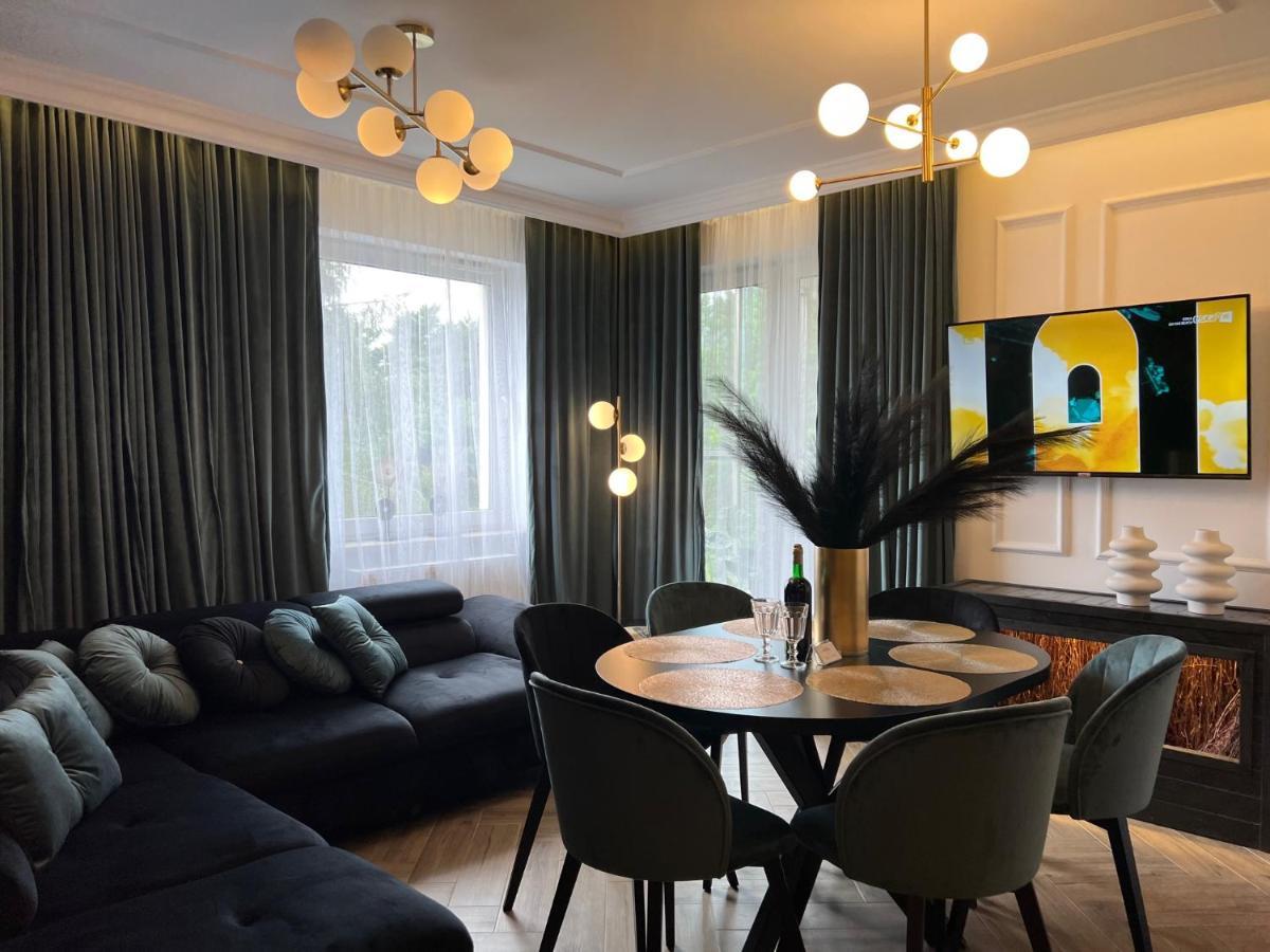 Family Sauna Teznia Apartments: Vip Retreat With And Views Apartment *